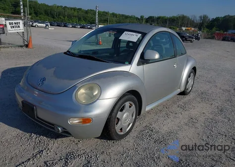 1998 Volkswagen New Beetle from USA, damaged, VIN 3VWBB61C3WM017876